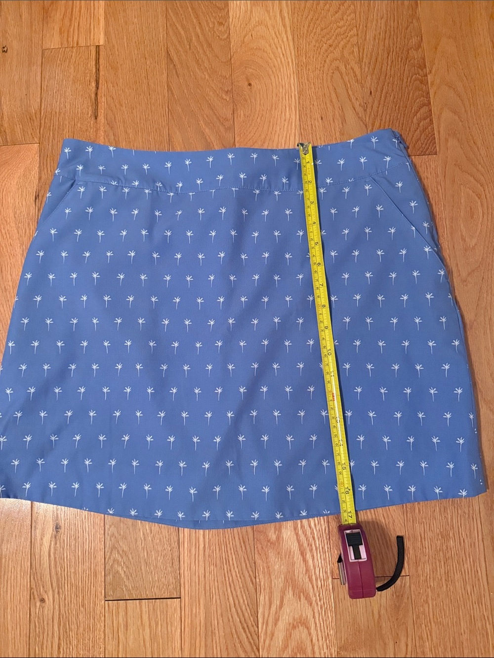 💕EUC Vineyard Vines Purple Mini Skort with White Palm Print - Picture 9 of 9